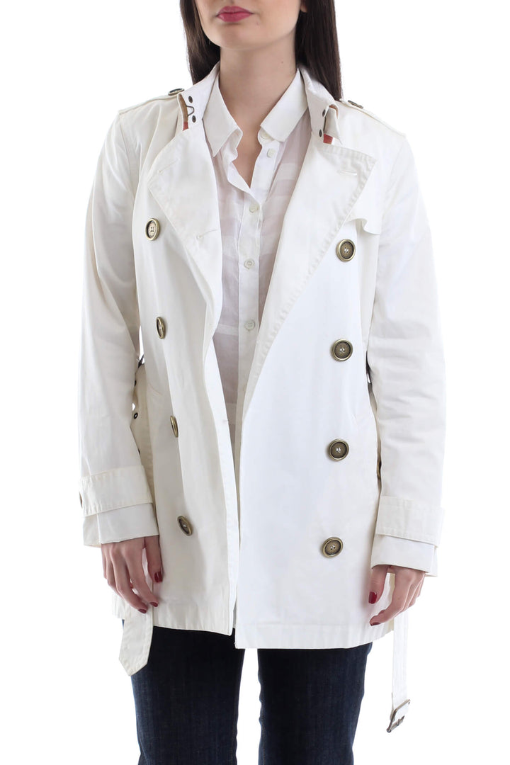 Abrigo Burberry blanco, vista lateral – ClosetRehab