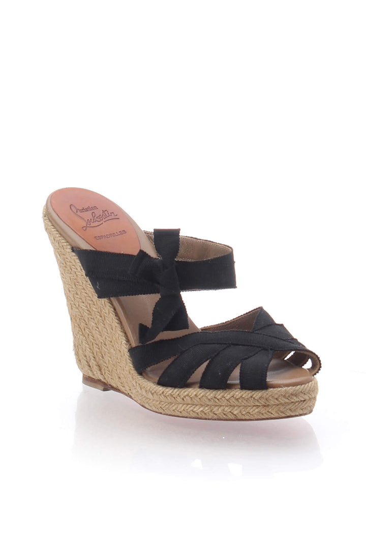 Zapato Christian Louboutin, vista posterior – ClosetRehab