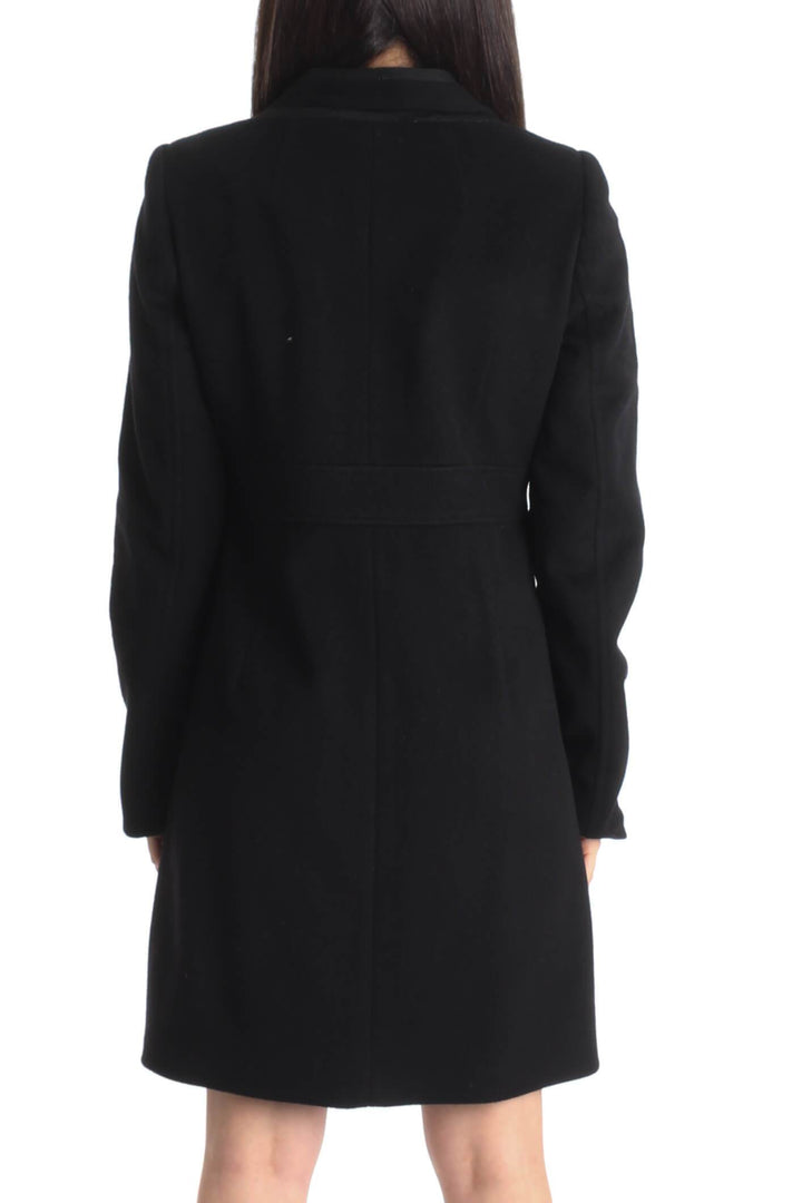 Abrigo Elie Tahari negro, vista posterior – ClosetRehab