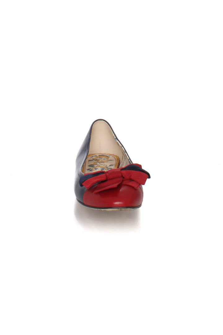 Zapato Gucci azul, vista lateral – ClosetRehab