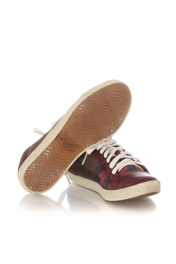 Zapato Burberry rojo, detalle 7 – ClosetRehab
