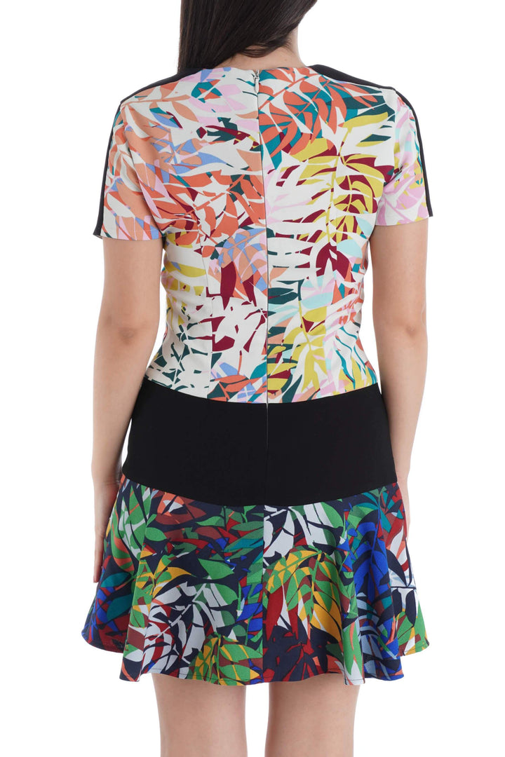 Vestido BCBG Maxazria estampado, vista posterior – ClosetRehab