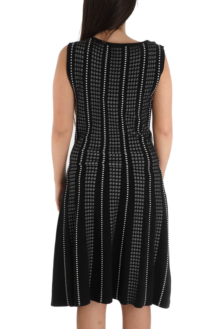Vestido BCBG Maxazria estampado y negro, vista posterior – ClosetRehab