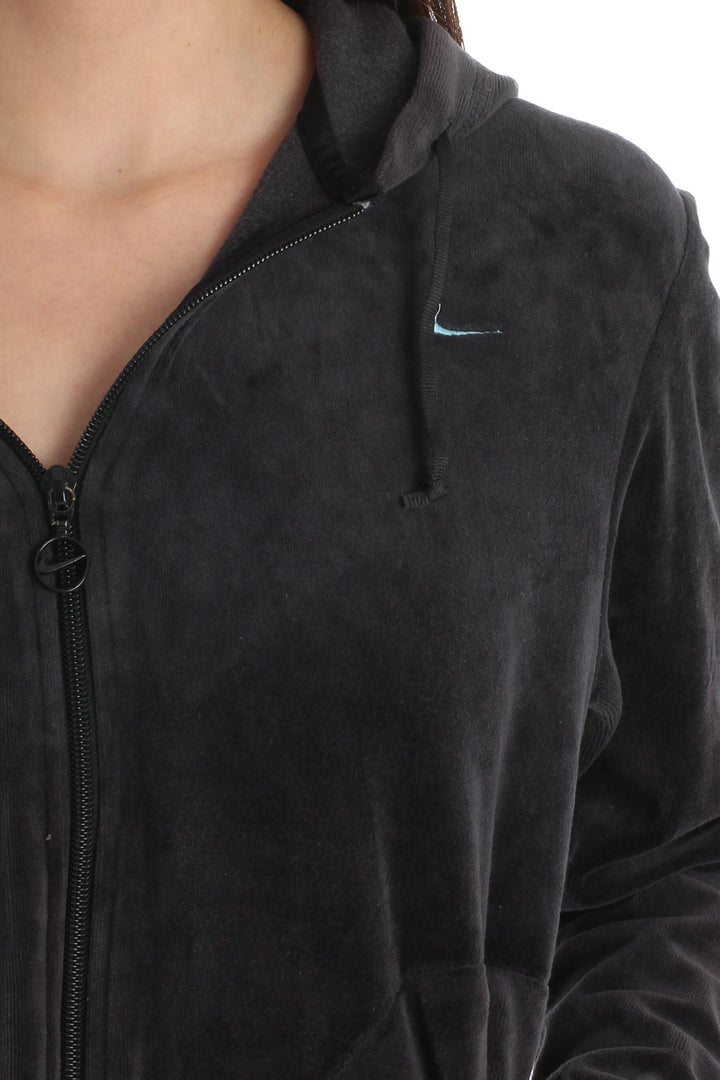 Sudadera Nike gris, vista lateral – ClosetRehab