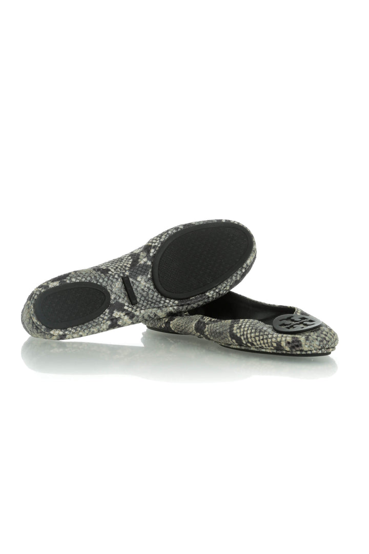 Zapato Tory Burch gris, detalle 8 – ClosetRehab