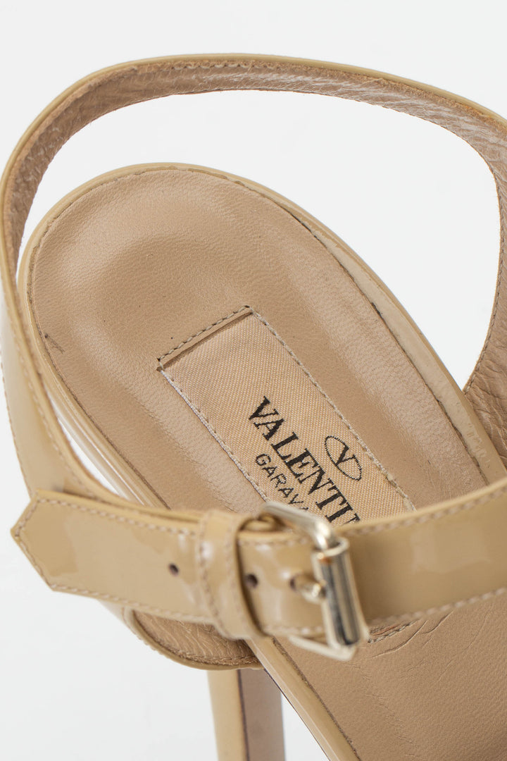 Zapato Valentino Garavani beige, detalle 10 – ClosetRehab