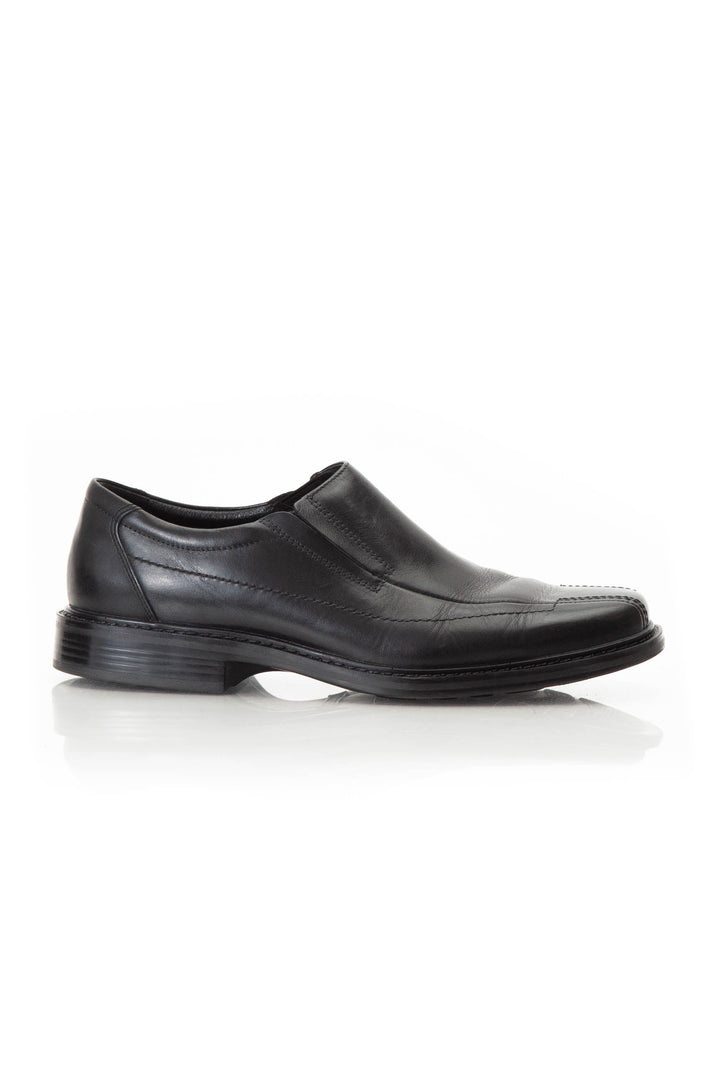 Zapato Bostonian negro, vista frontal – ClosetRehab