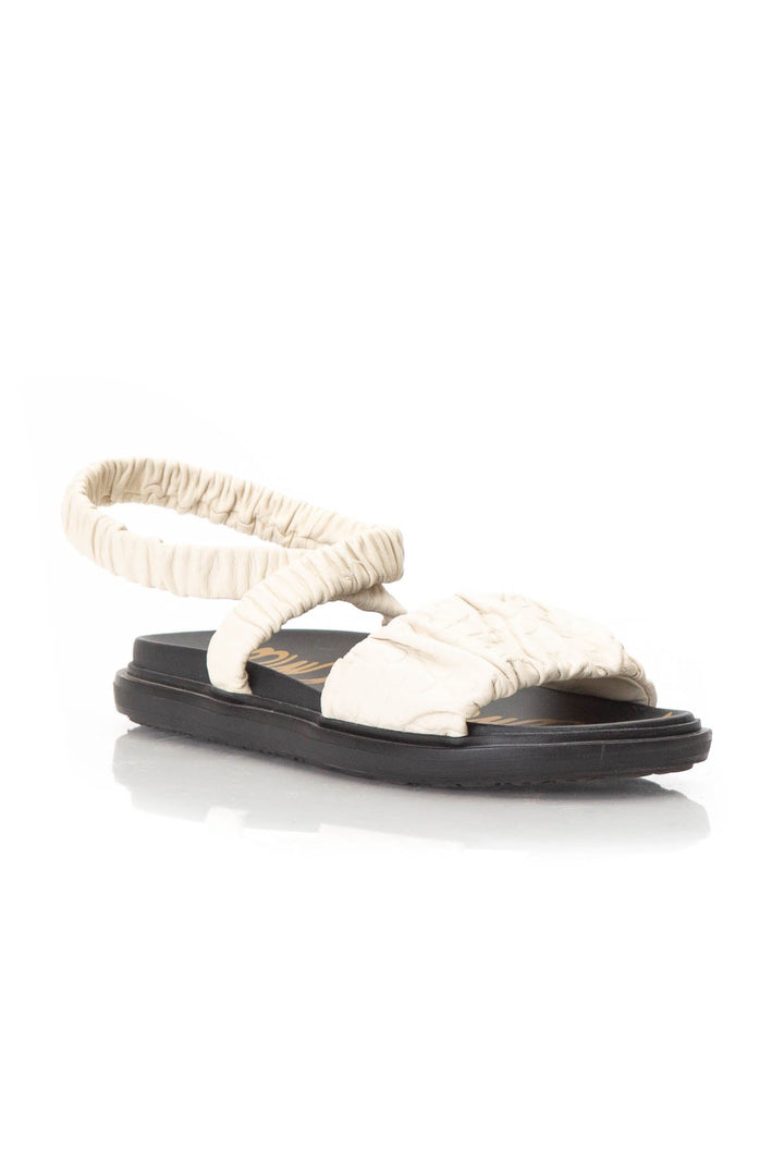 Zapato Sam Edelman beige, vista posterior – ClosetRehab