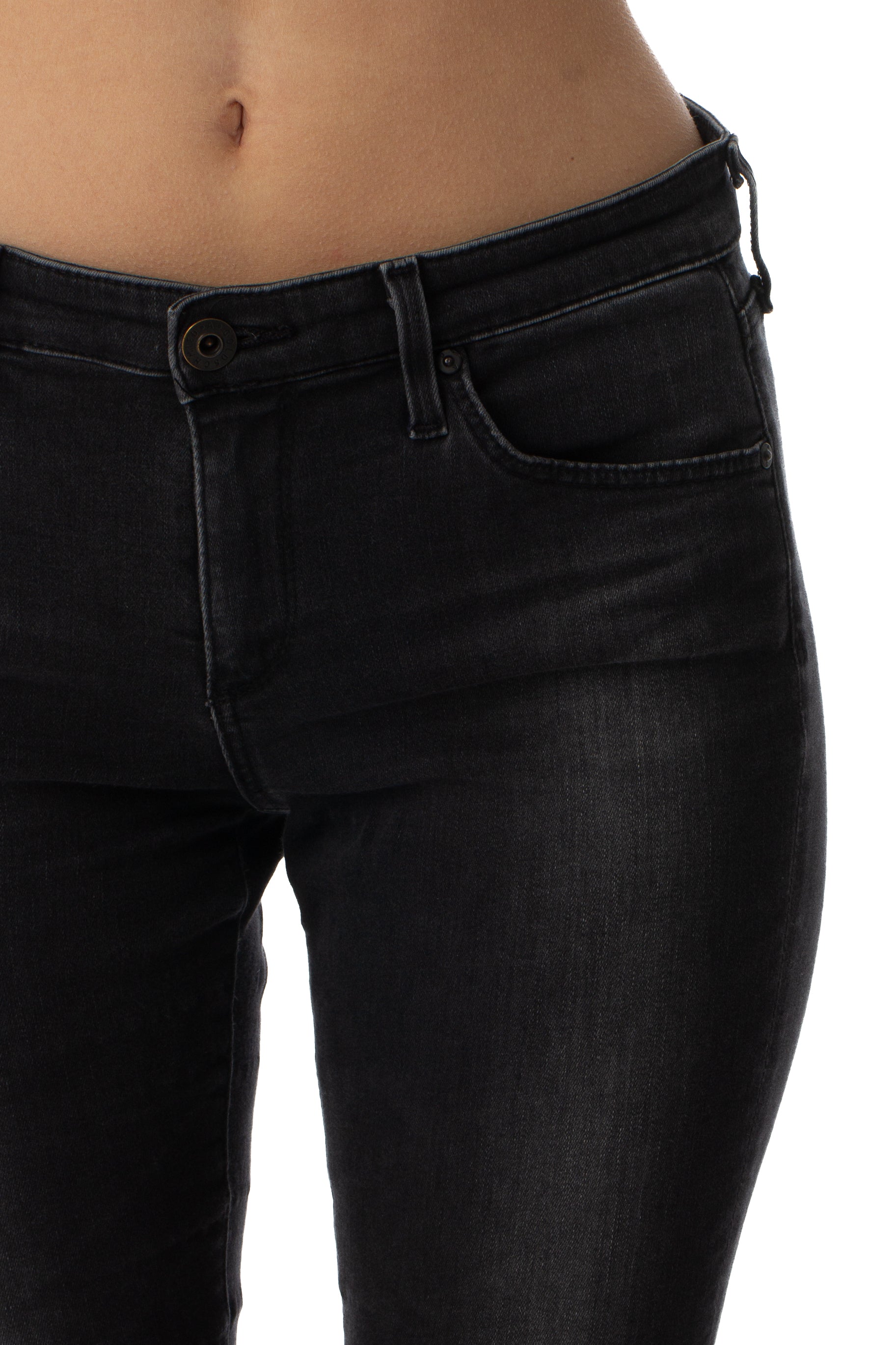 Adriano Goldschmied, Talla 26.