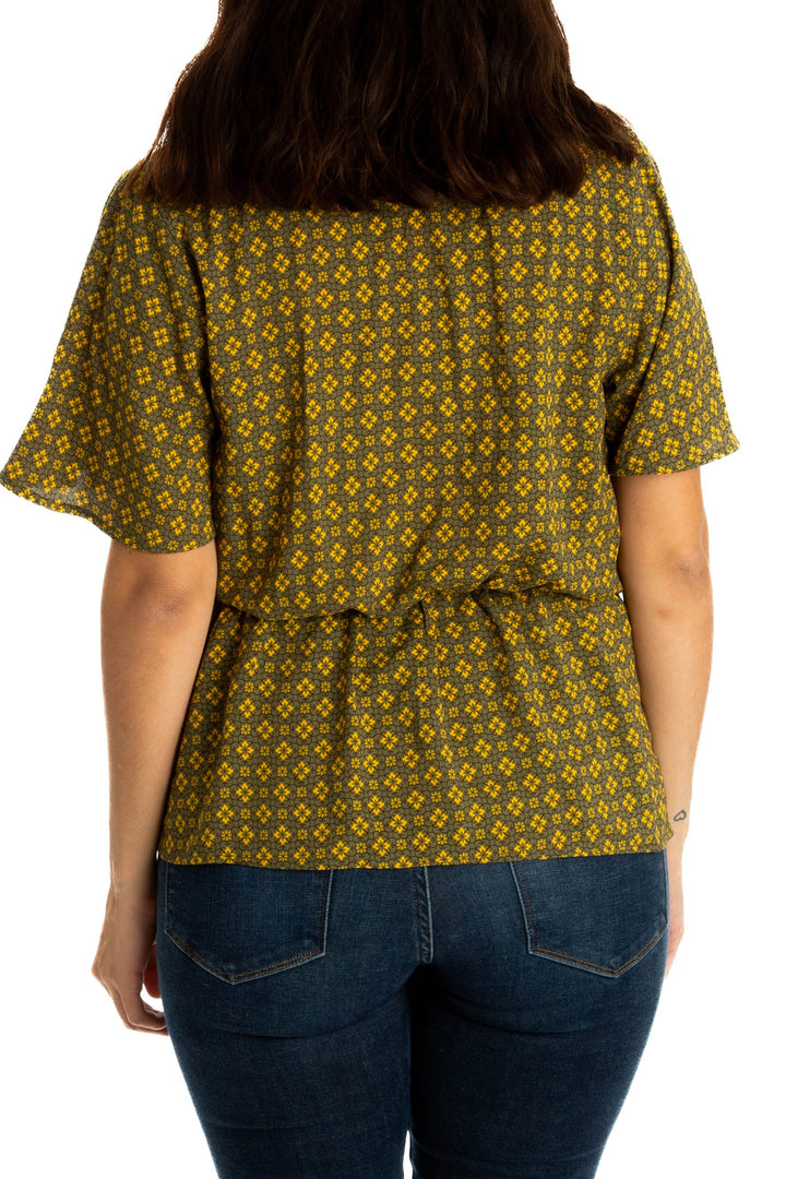 Blusa Mine verde, vista lateral – ClosetRehab