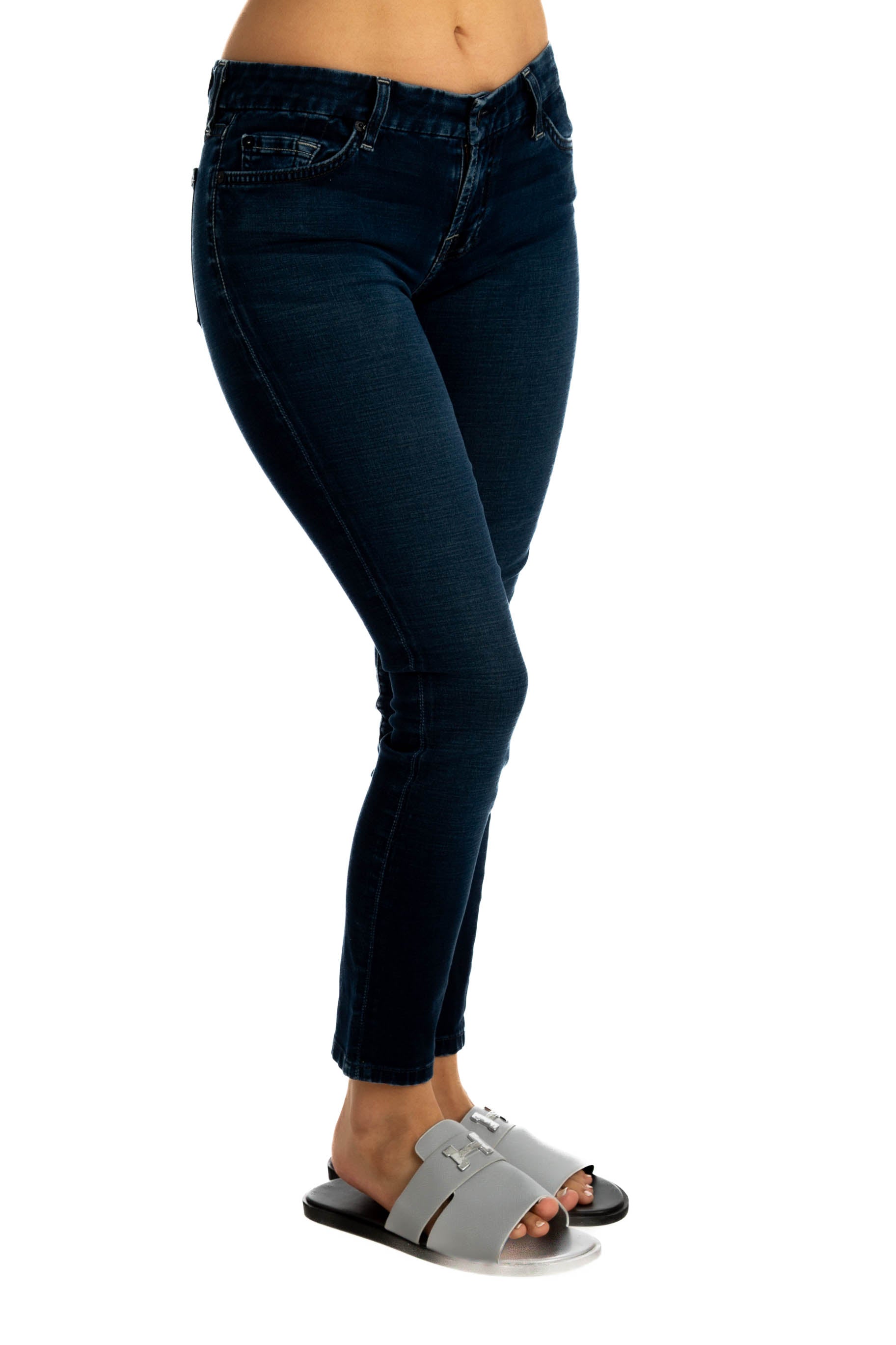 7 for All Mankind, Talla 26