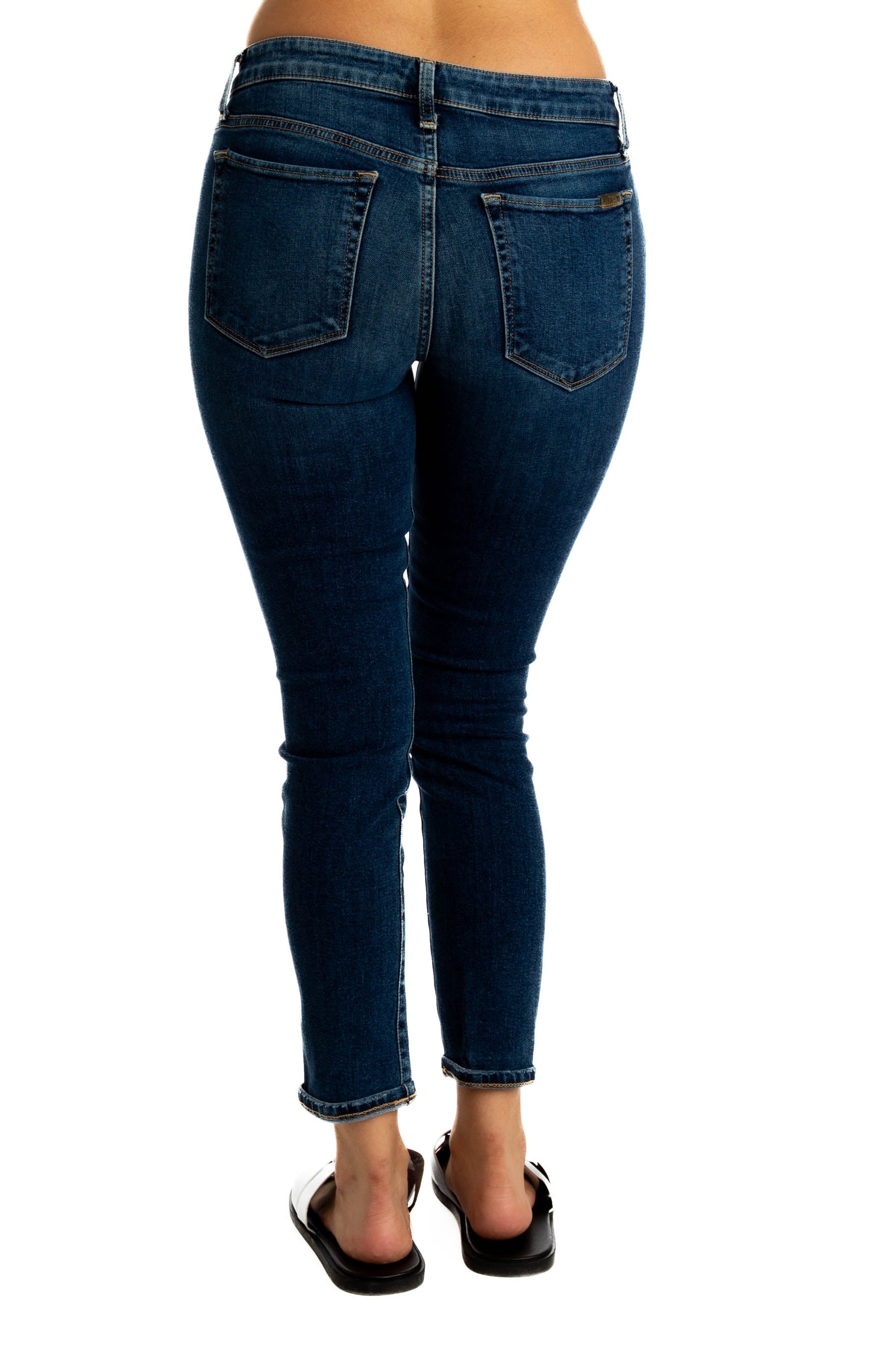 Joe's, Talla 26