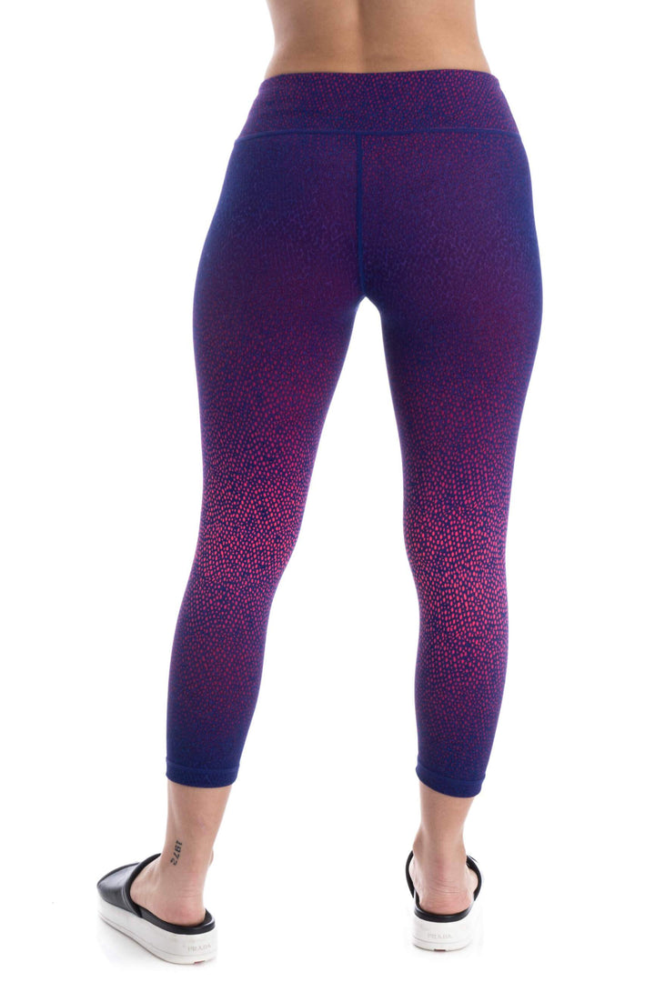Pantalón Zella estampado y morado, vista posterior – ClosetRehab