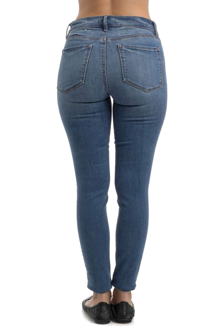 Jeans Loft, vista posterior – ClosetRehab