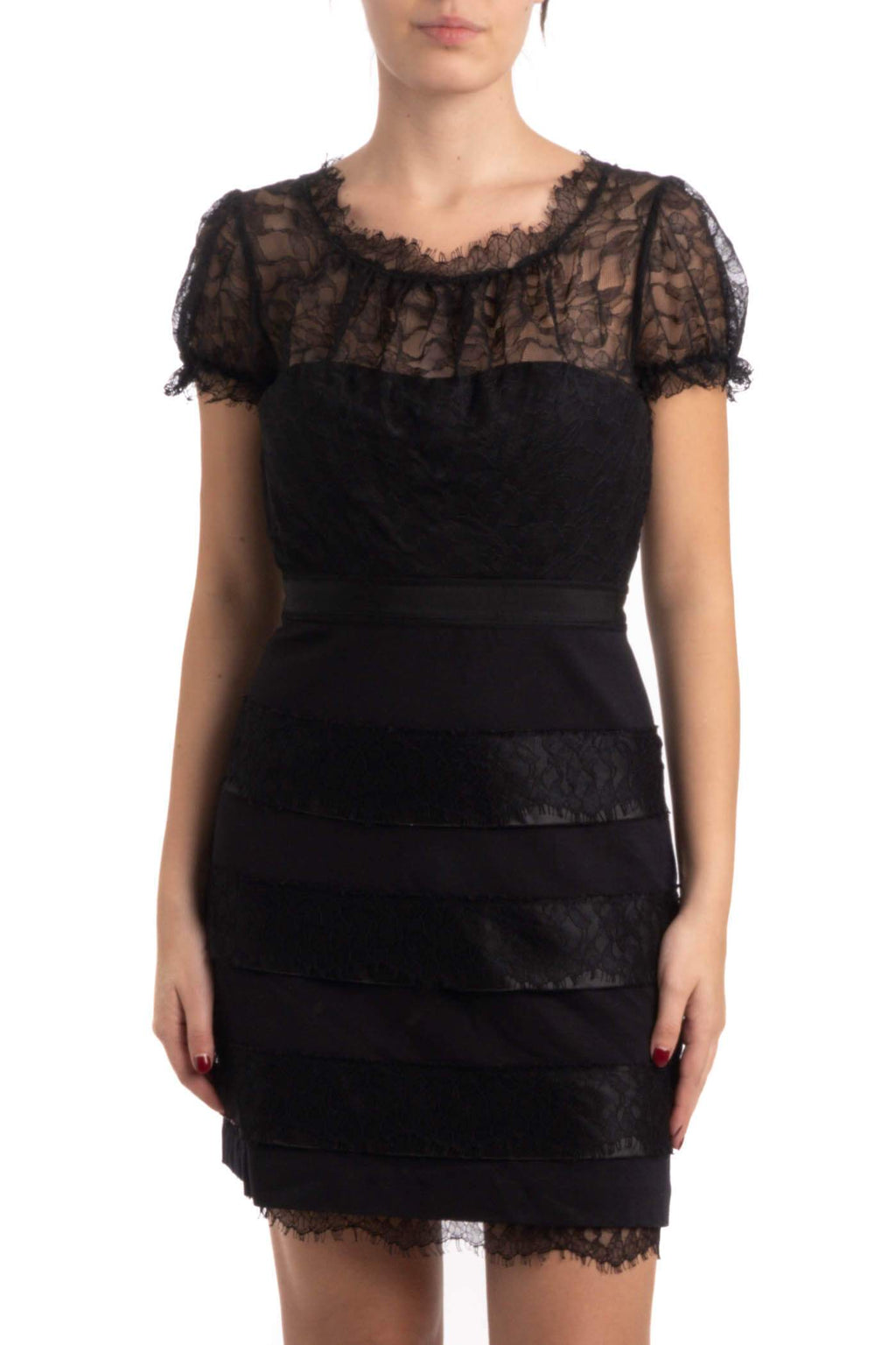 BCBG Maxazria, Talla 4