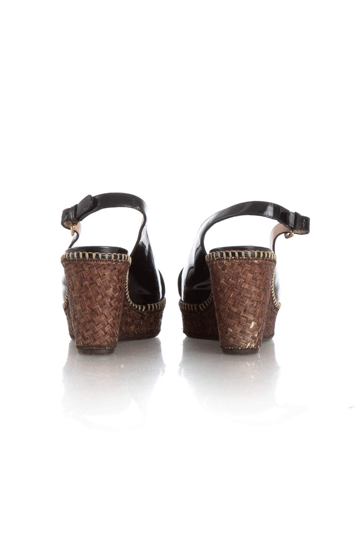 Zapato Stuart Weitzman negro, detalle – ClosetRehab