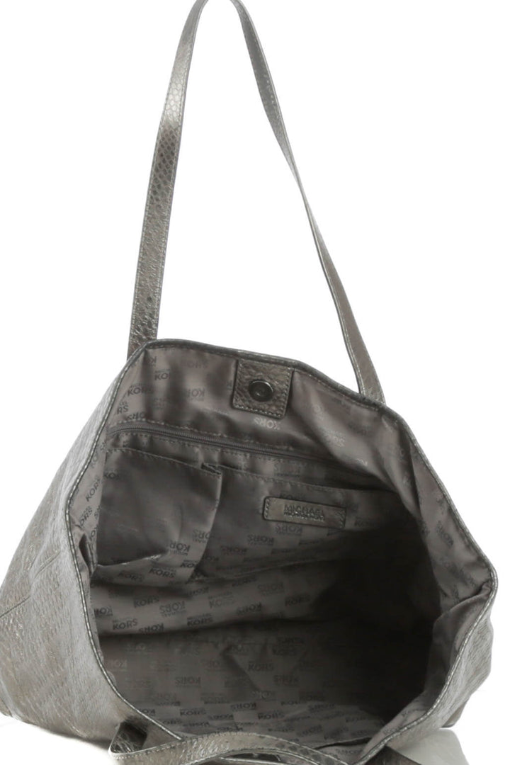 Bolsa Michael Kors gris, detalle 5 – ClosetRehab