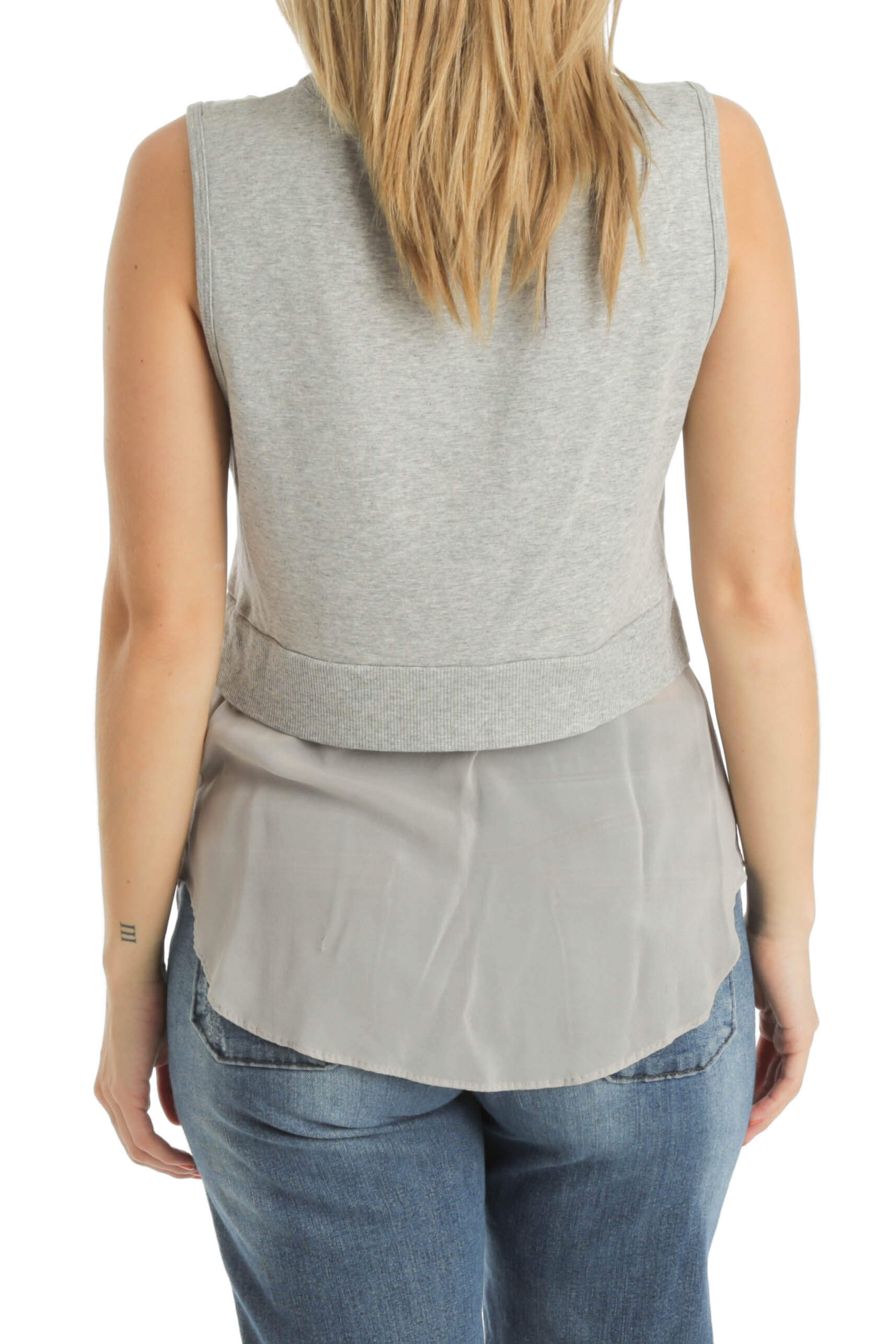 Bailey44, Talla S