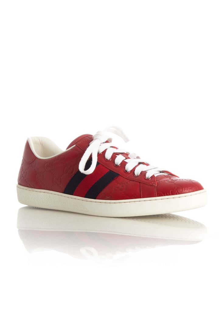 Zapato Gucci rojo, vista posterior – ClosetRehab
