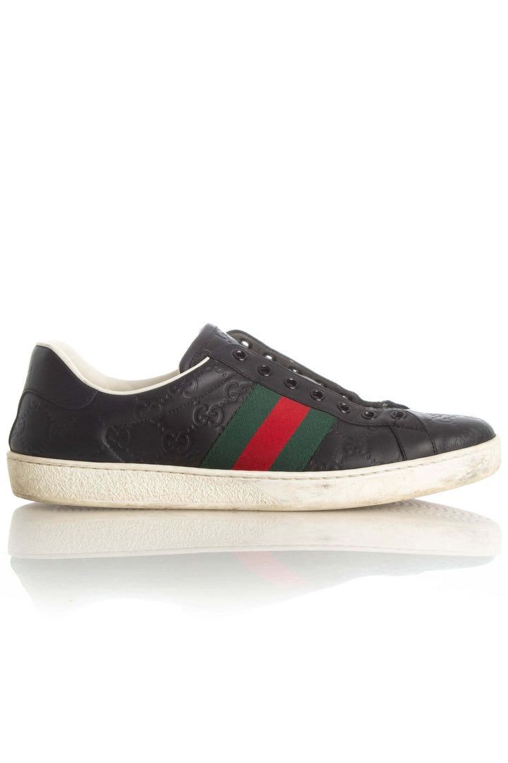Zapato Gucci negro, vista frontal – ClosetRehab
