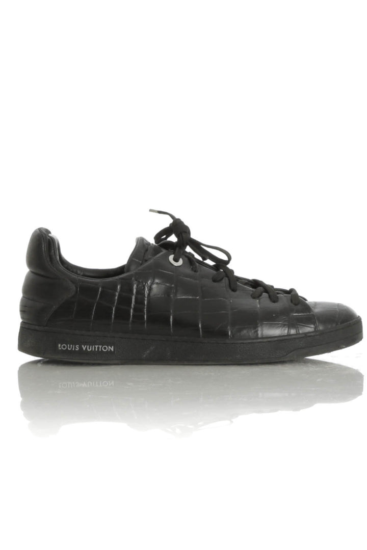 Zapato Louis Vuitton estampado y negro, vista frontal – ClosetRehab