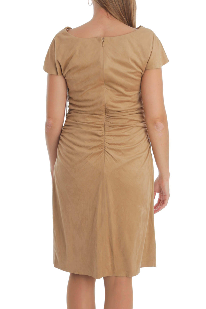 Vestido BCBG Maxazria NWT negro, vista posterior – ClosetRehab
