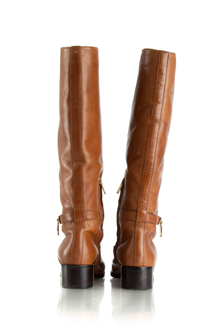 Zapato Michael Kors café, detalle – ClosetRehab