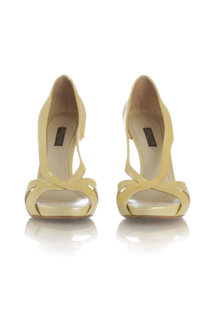 Zapato Louis Vuitton amarillo y dorado, detalle 6 – ClosetRehab