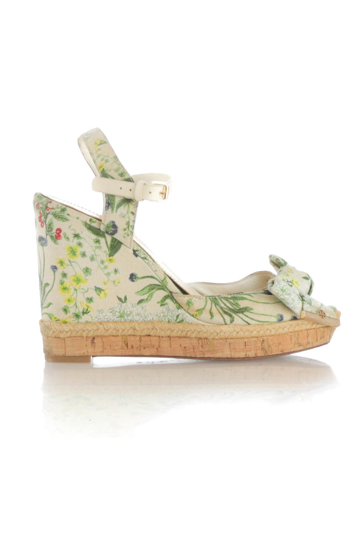 Zapato Tory Burch verde, vista frontal – ClosetRehab