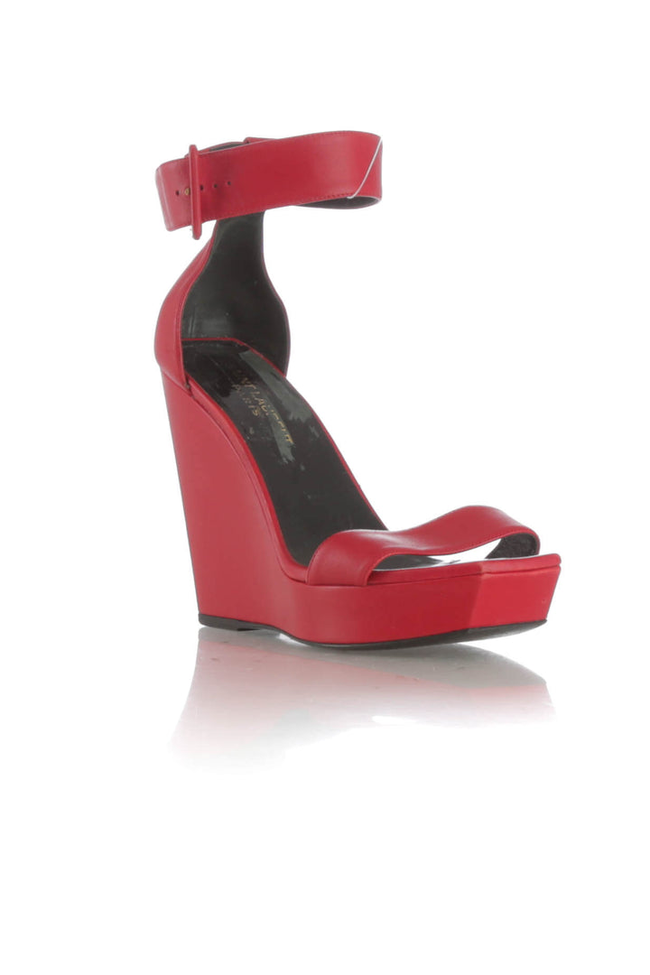 Zapato Saint Laurent rojo, vista lateral – ClosetRehab