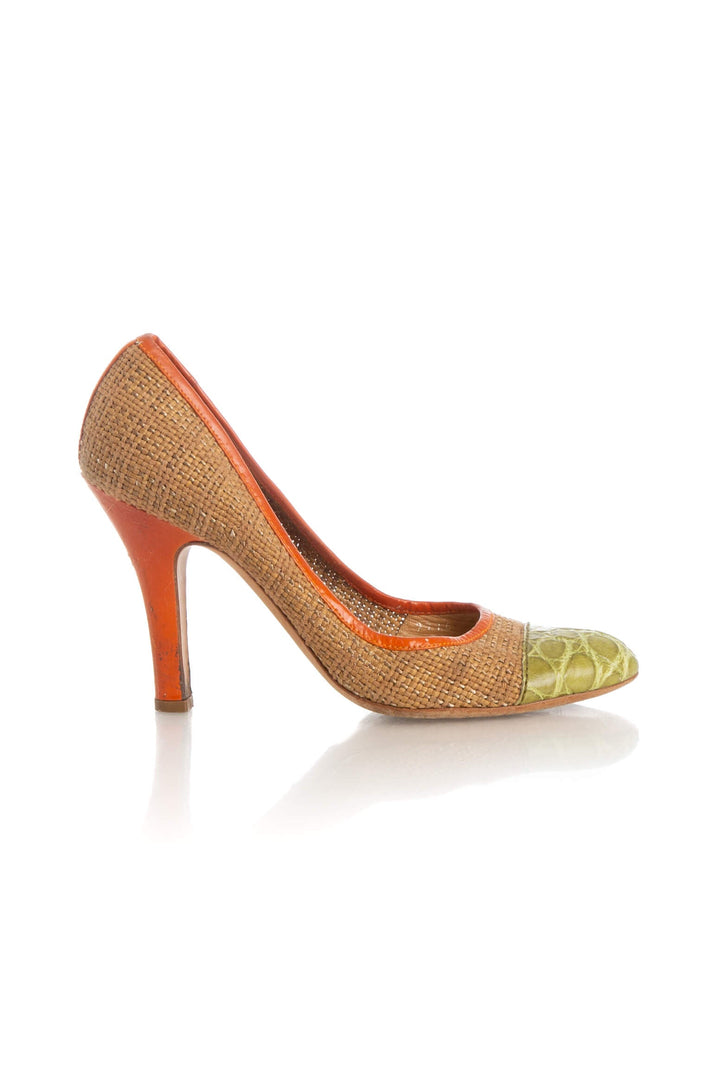 Zapato Prada beige y café, vista frontal – ClosetRehab