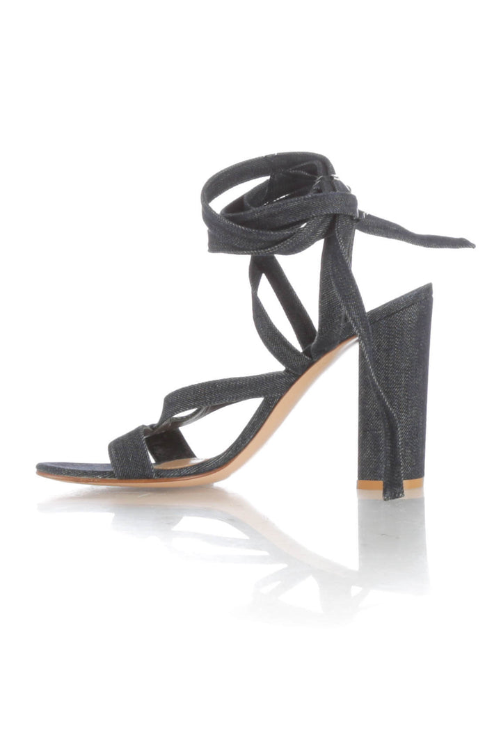 Zapato Gianvito Rossi azul, vista lateral – ClosetRehab