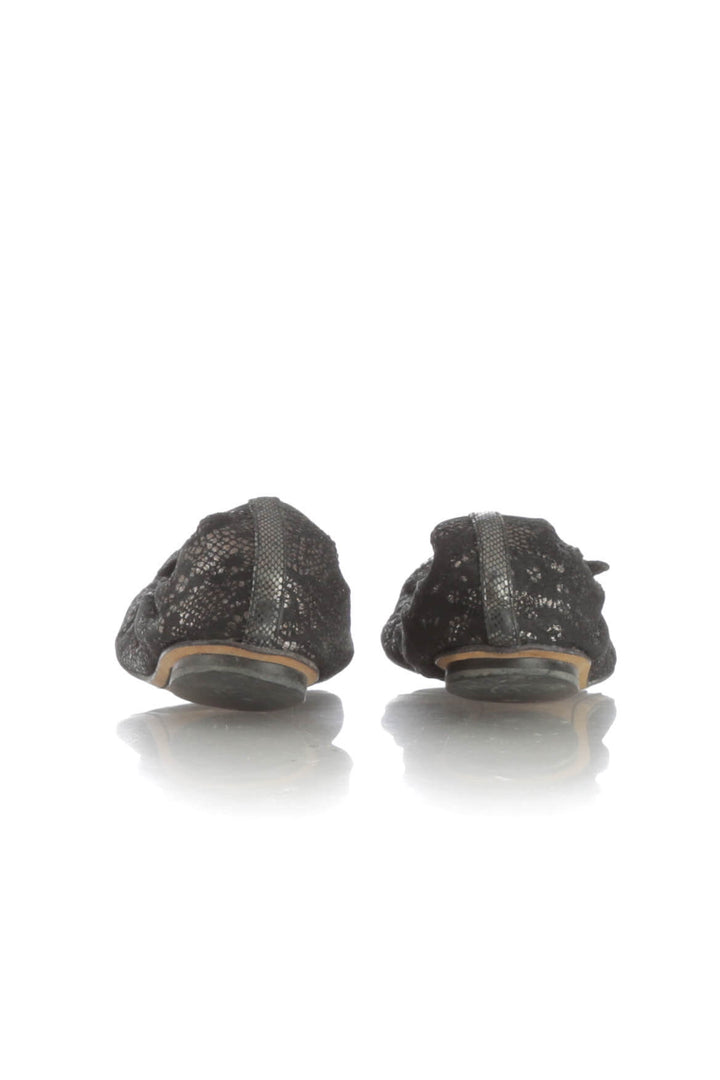 Zapato Chanel negro, detalle – ClosetRehab
