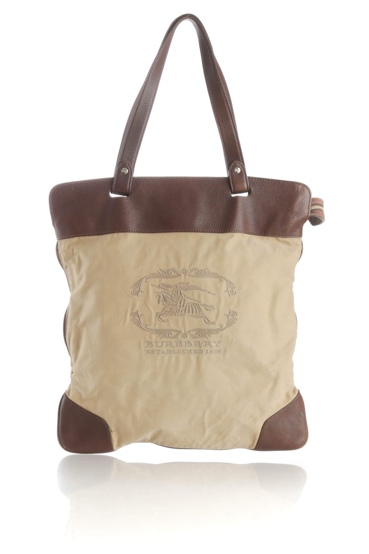 Bolsa Burberry café, vista frontal – ClosetRehab