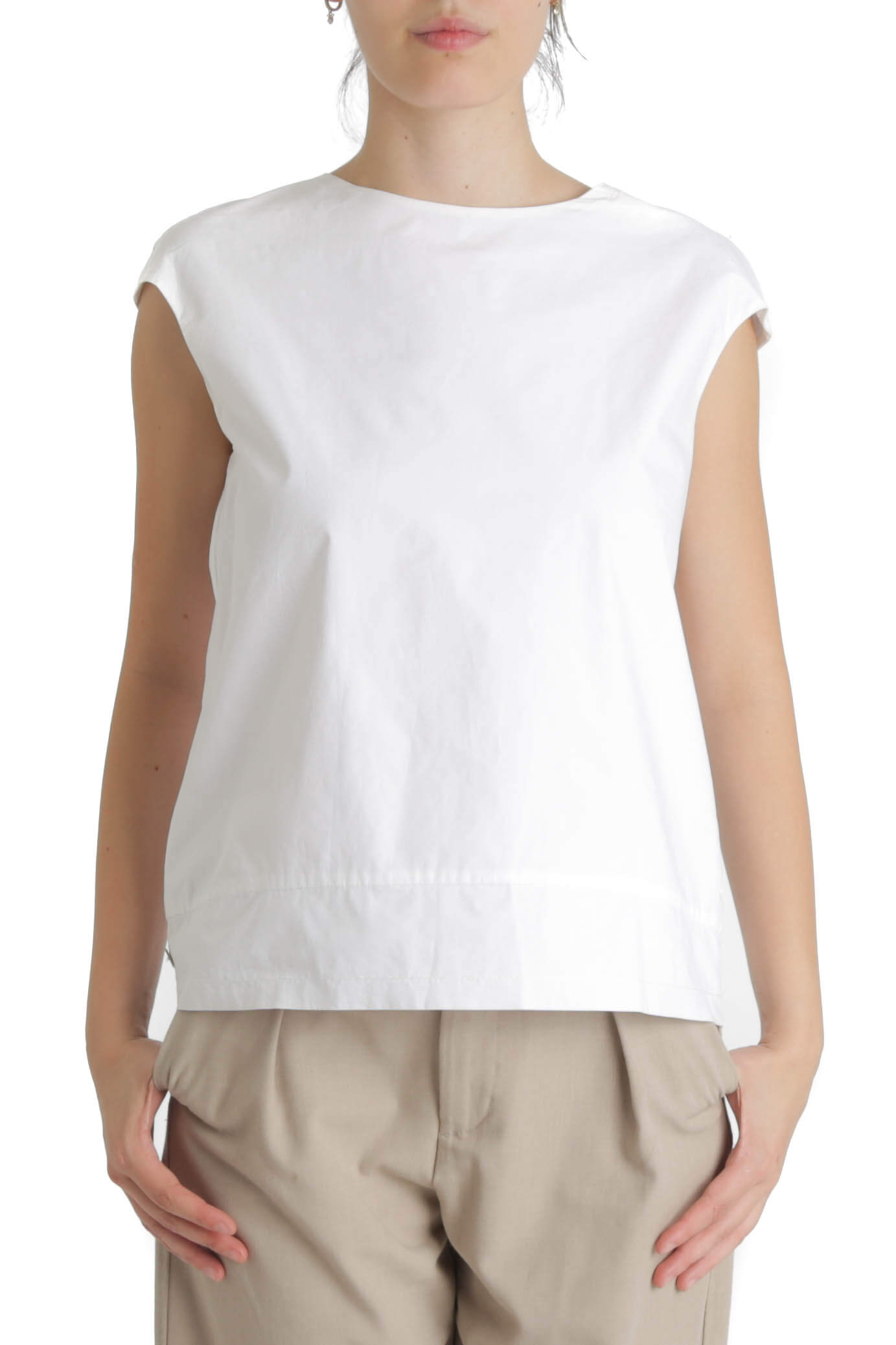 Manila Grace, Talla 40