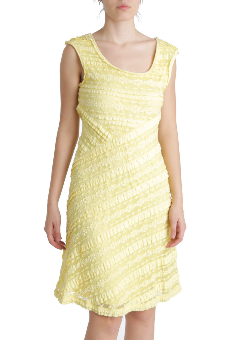 Vestido Max Studio amarillo, vista frontal – ClosetRehab