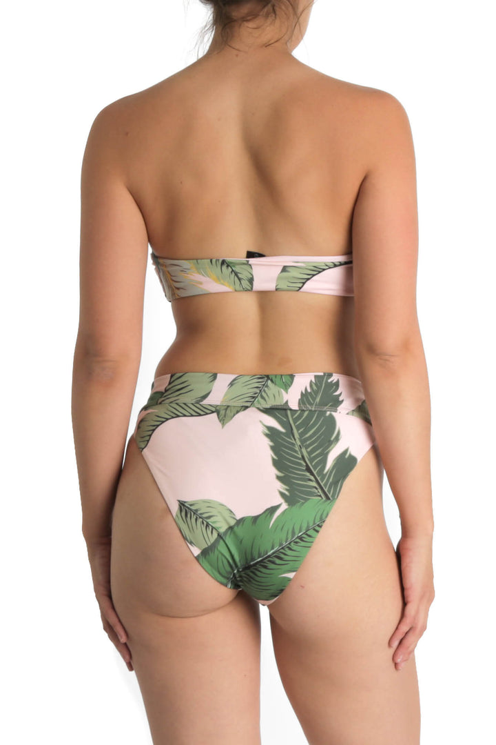 Traje de baño Beach Riot verde, vista posterior – ClosetRehab