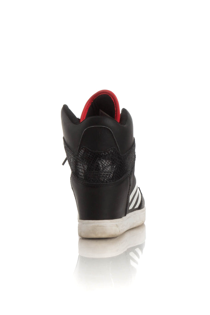 Zapato Adidas negro, detalle 5 – ClosetRehab