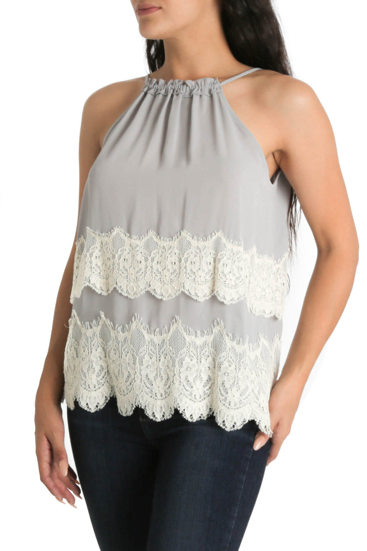 Blusa LOFT halter gris con encaje marfil, vista frontal