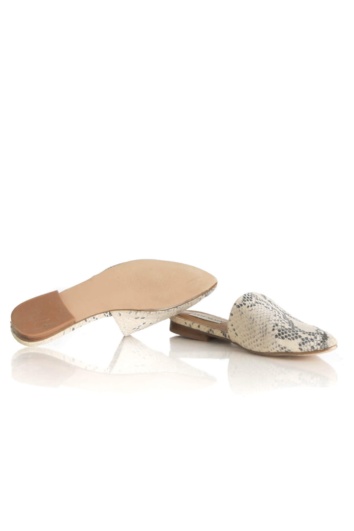 Zapato Steve Madden beige y gris, detalle 6 – ClosetRehab