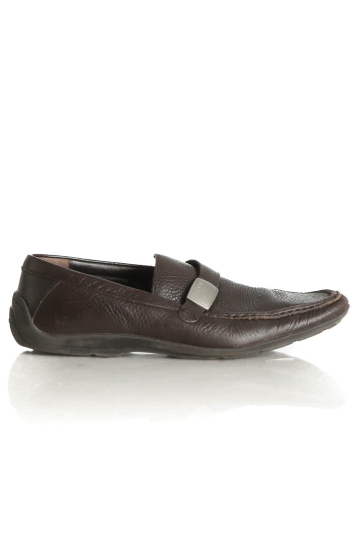 Zapato Calvin Klein café, vista frontal – ClosetRehab