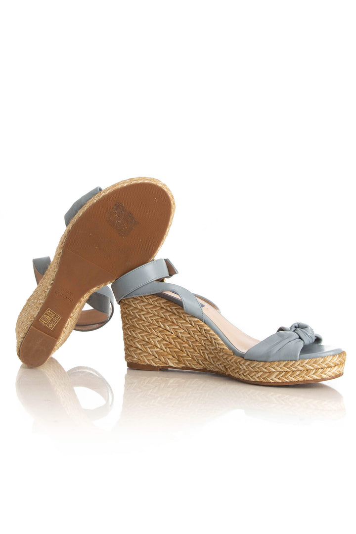 Zapato Stuart Weitzman azul, detalle – ClosetRehab