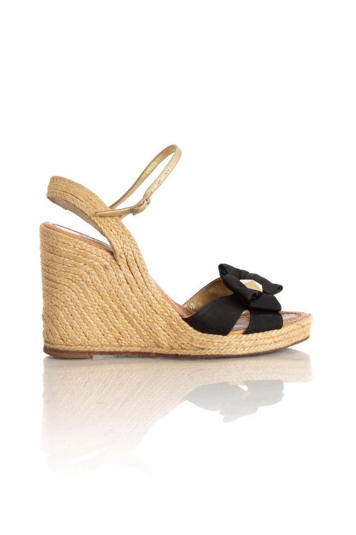 Zapato Kate Spade negro, vista frontal – ClosetRehab