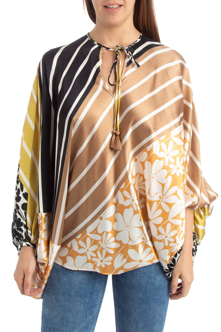 Blusa Silvia Tcherassi dorado y estampado, vista frontal – ClosetRehab