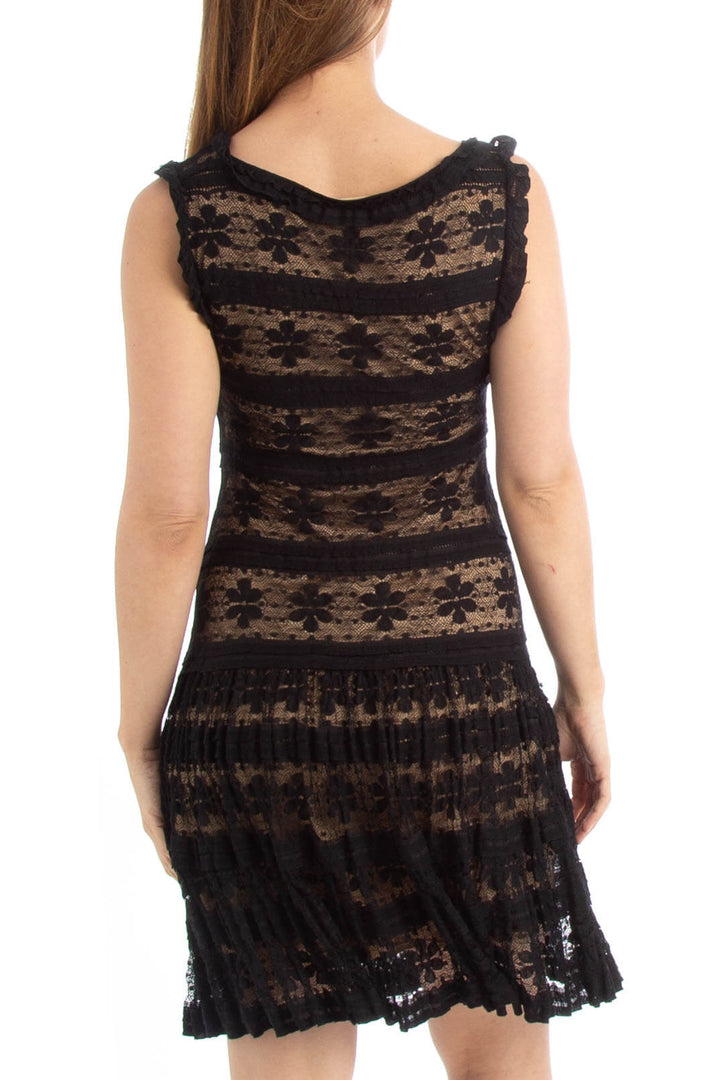 Vestido Max Studio negro, vista posterior – ClosetRehab
