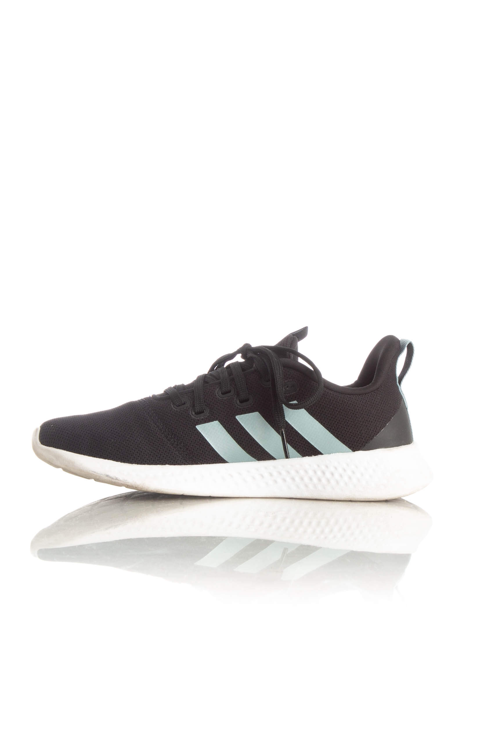 Adidas, 8 USA