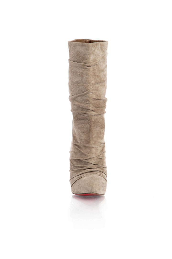 Zapato Christian Louboutin café, vista lateral – ClosetRehab