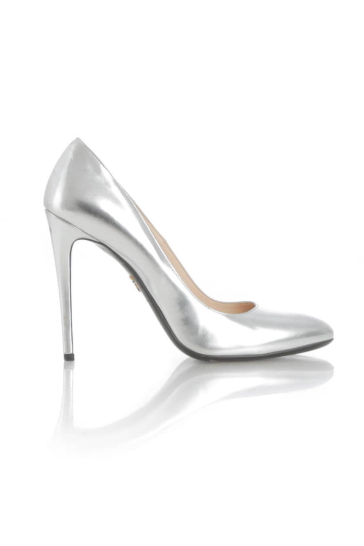 Zapato Prada gris, vista frontal – ClosetRehab