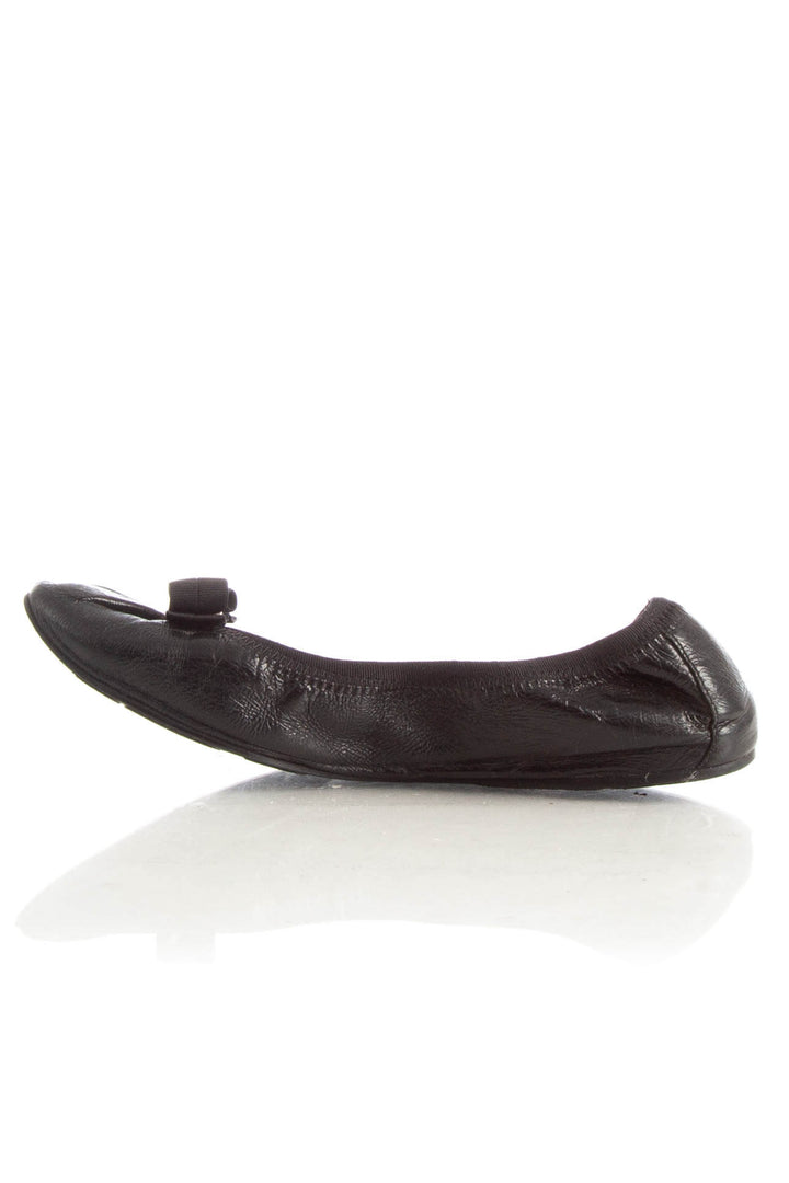 Zapato Salvatore Ferragamo negro, vista lateral – ClosetRehab
