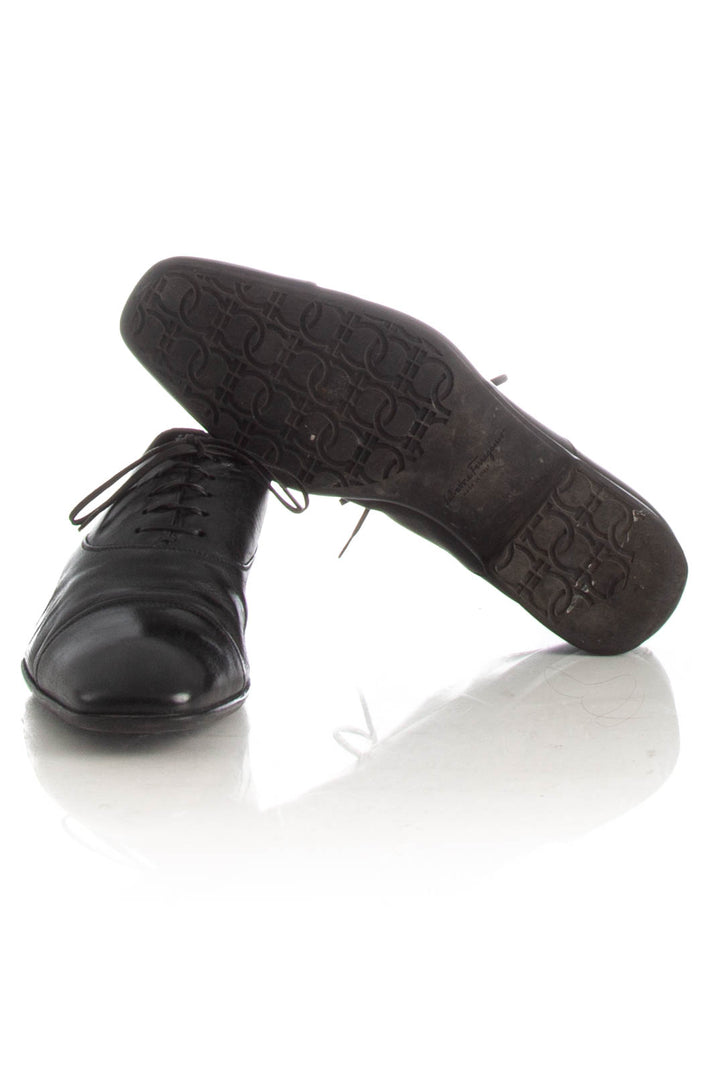 Zapato Salvatore Ferragamo negro, detalle 6 – ClosetRehab